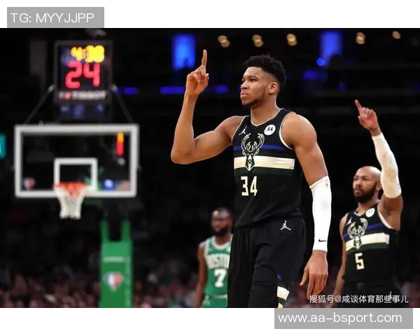 字母哥再创历史第八次30分钟内砍下30分15板成就无人可比